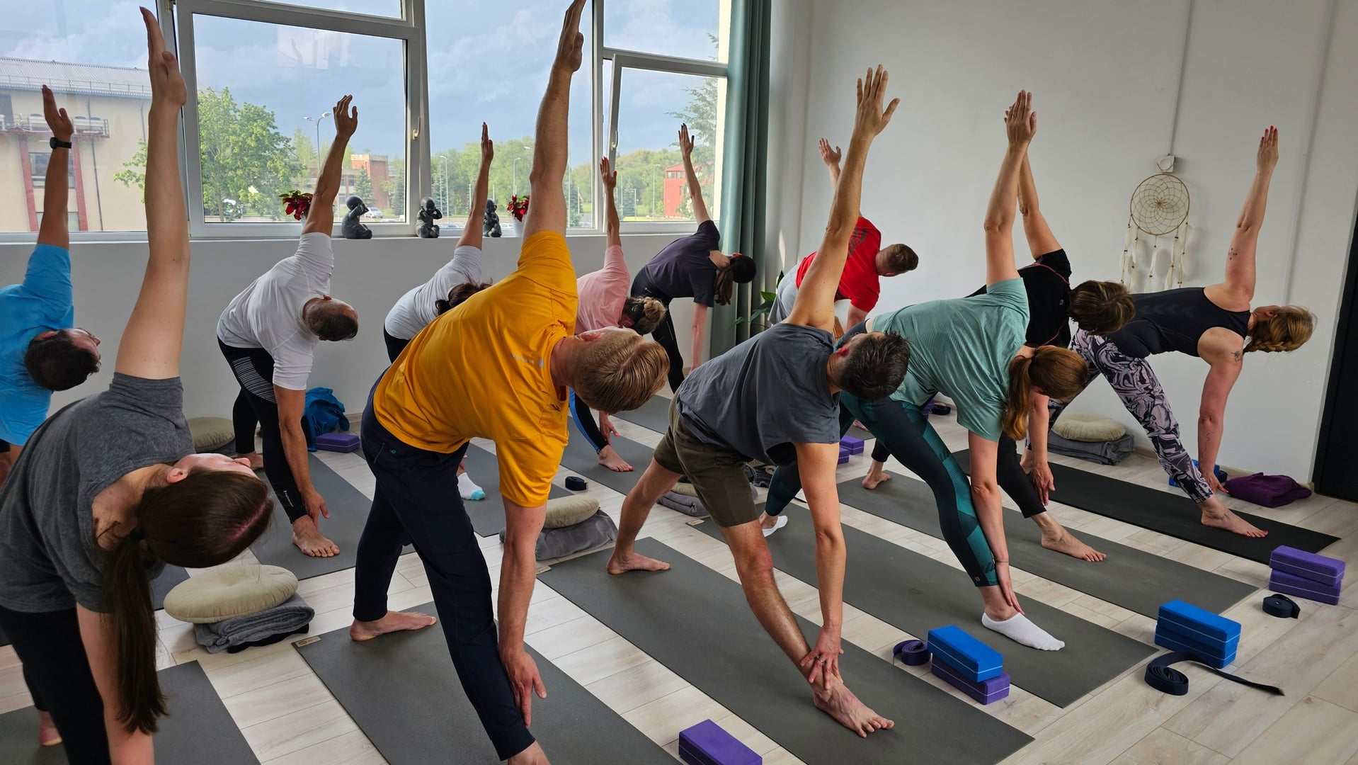 Yogagroepen voor beginners en gevorderden