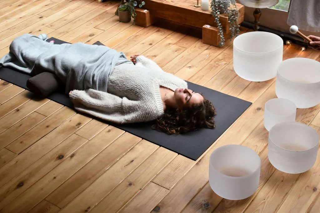Herfstequinox Yin + Klankschalenklankbad | Nectar Yoga