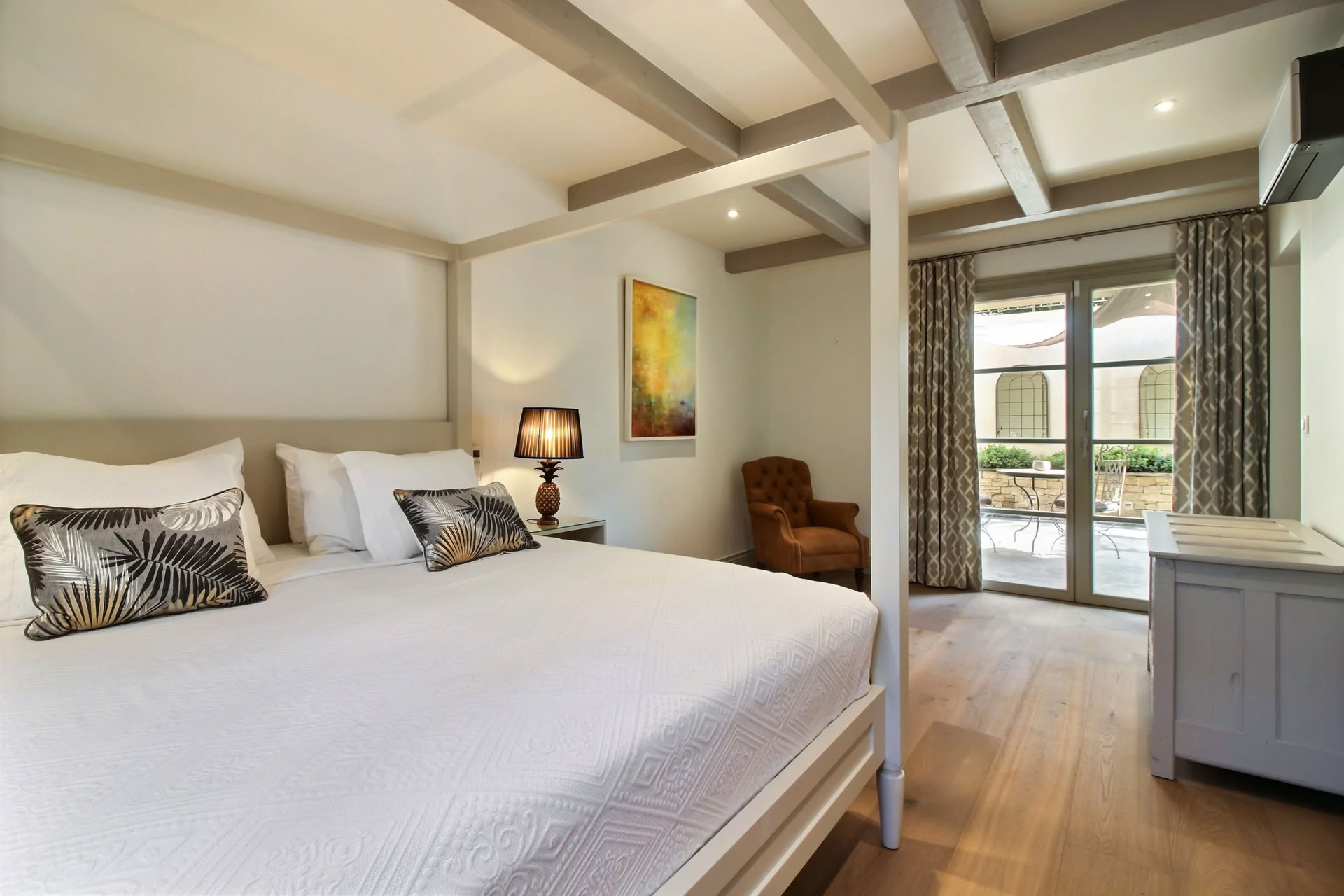 Jessica May Retreats Cotswolds