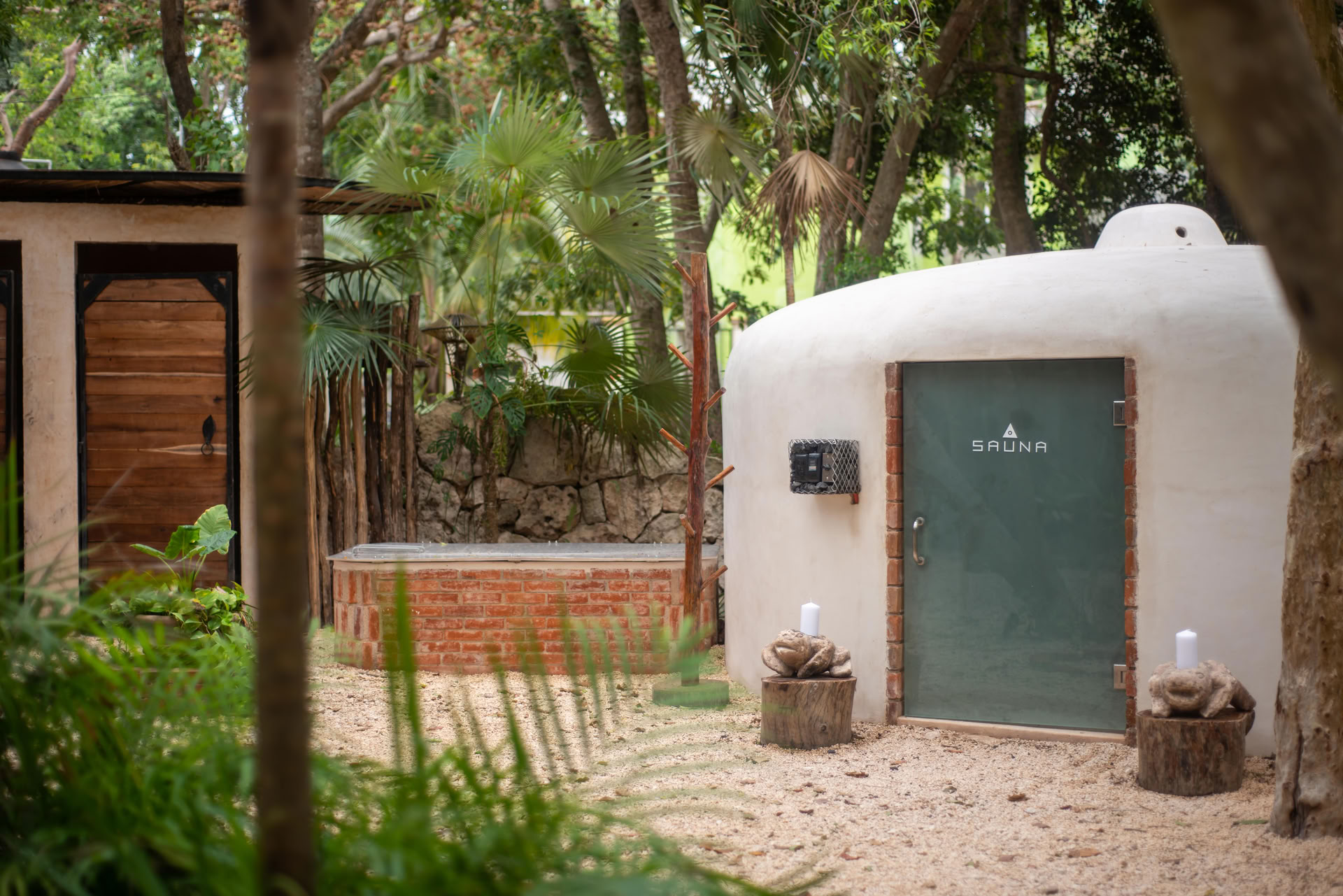 Sauna + koude dompelbad + jungle gym