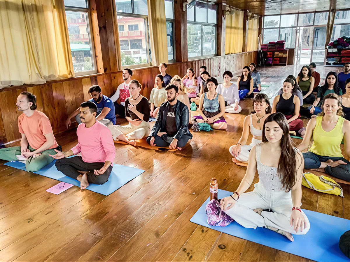 100-uurs yogadocentenopleiding in Rishikesh, India – mei 2026