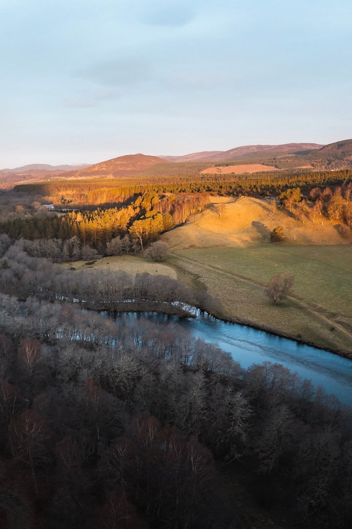 Yoga & Wildzwemmen in Schotland