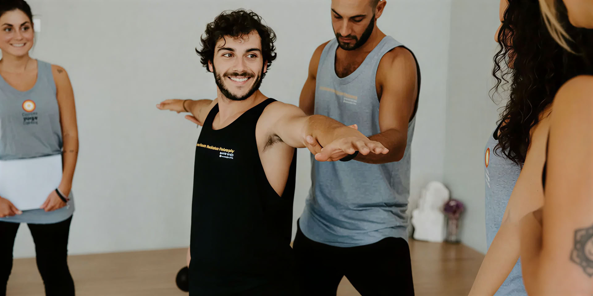 Yoga-lerarenopleiding niveau 1 van 200 uur – intensieve niveau 1 – 20 dagen – juni 2026