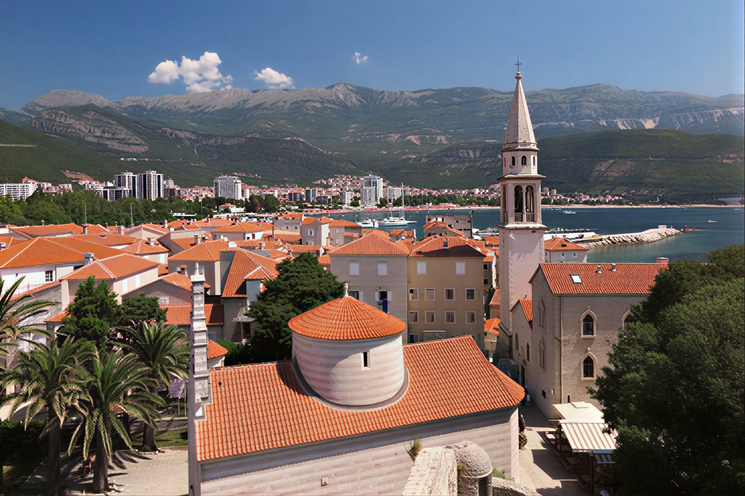 Privérondleiding door het klooster in Montenegro