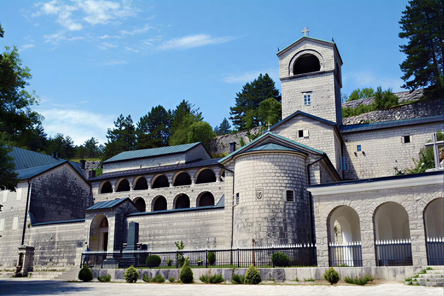 Grote Kloostertour door Montenegro