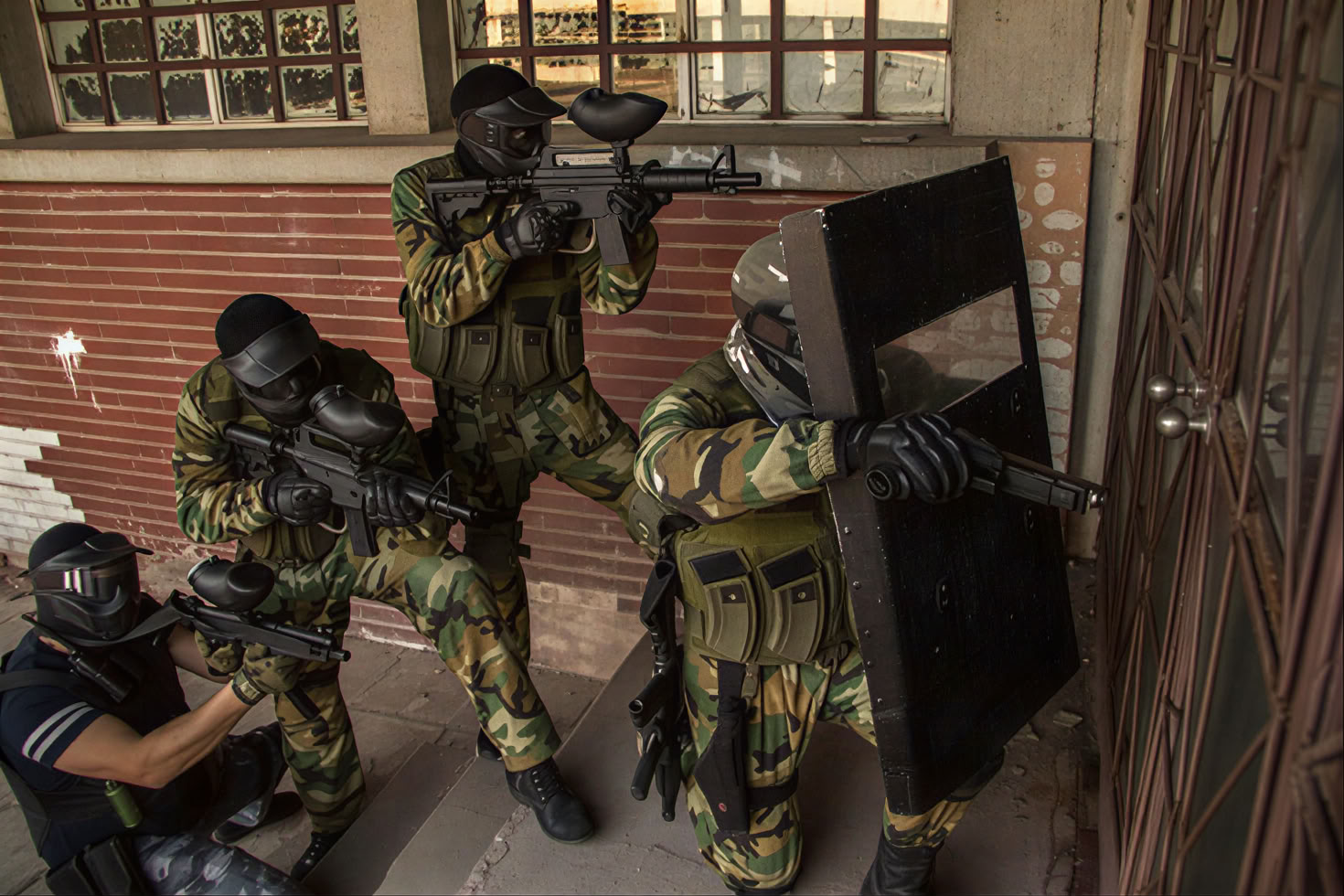 Paintball en rondleiding door het mausoleum van Njegoš