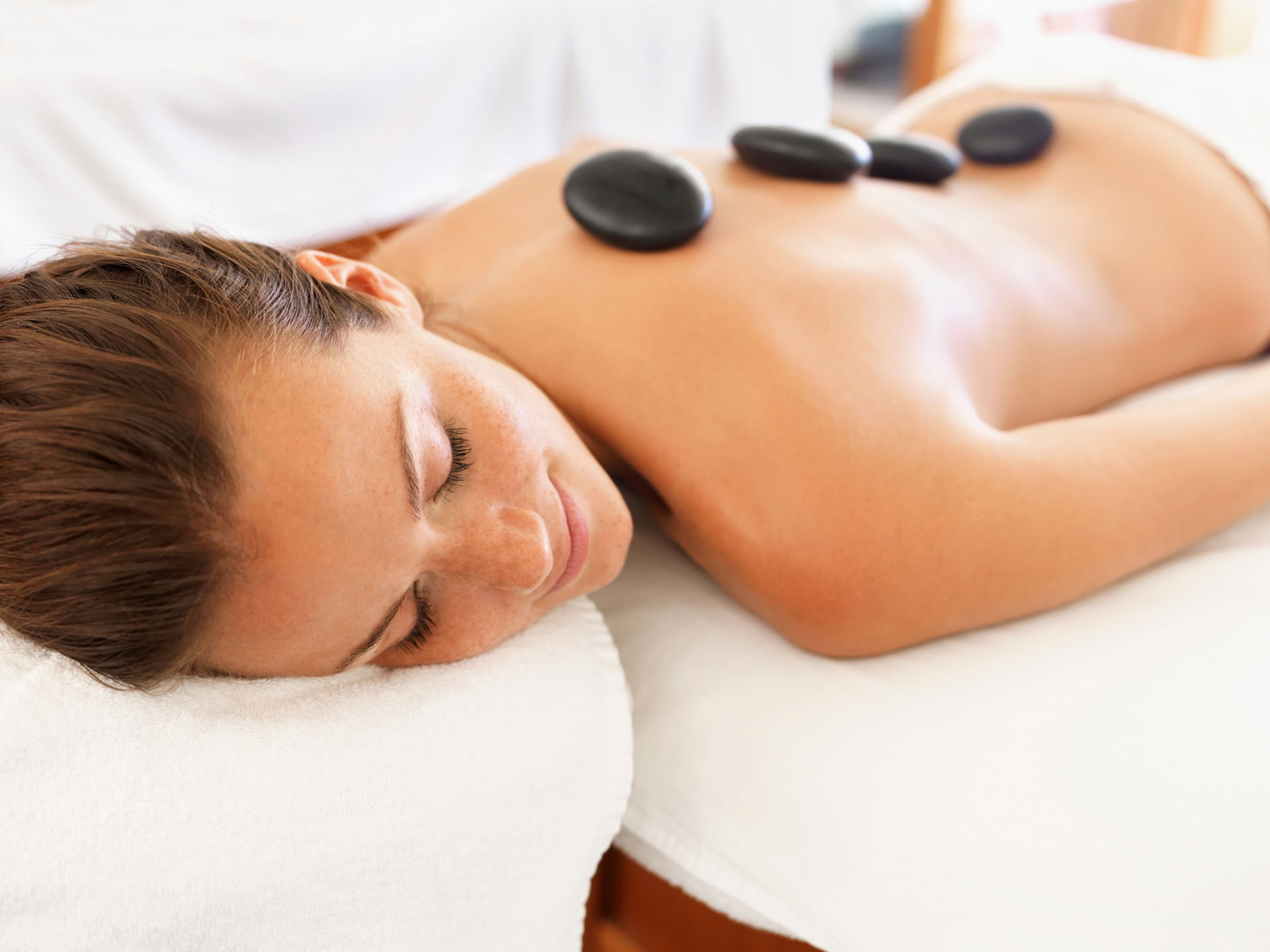 Hotstonemassage