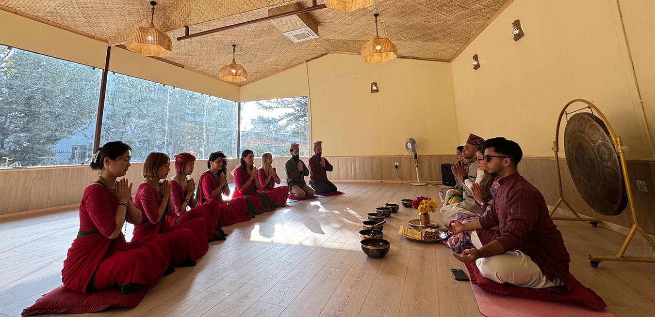 200-uurs yogadocentenopleiding in Nepal - 22 dagen - 01 jan - 22 jan 2027