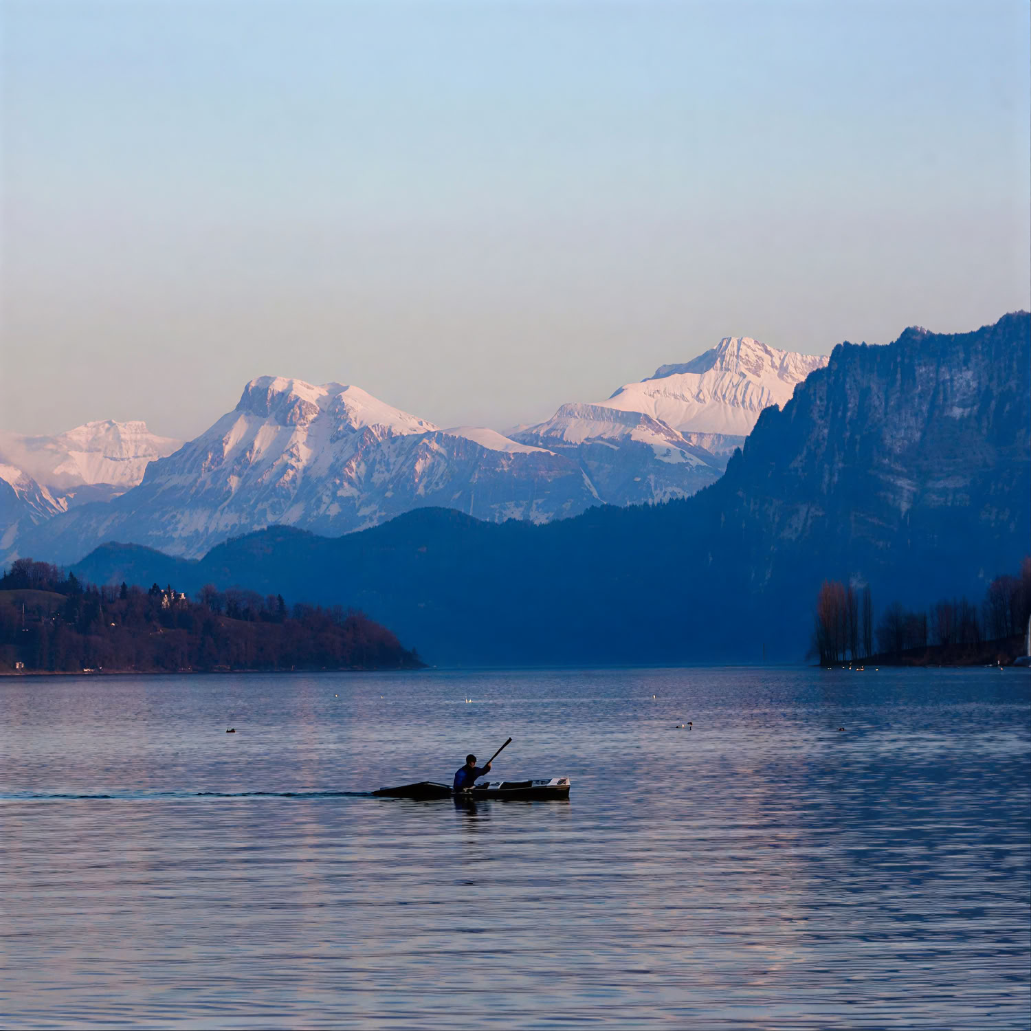 Klassieke ontsnapping in Kashmir: woonboot, weiden en gletsjerlandschappen