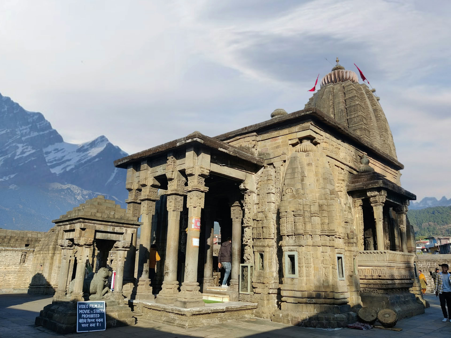 Heilige heuvels naar gouden horizonnen: Dharamshala, Dalhousie en Amritsar-route