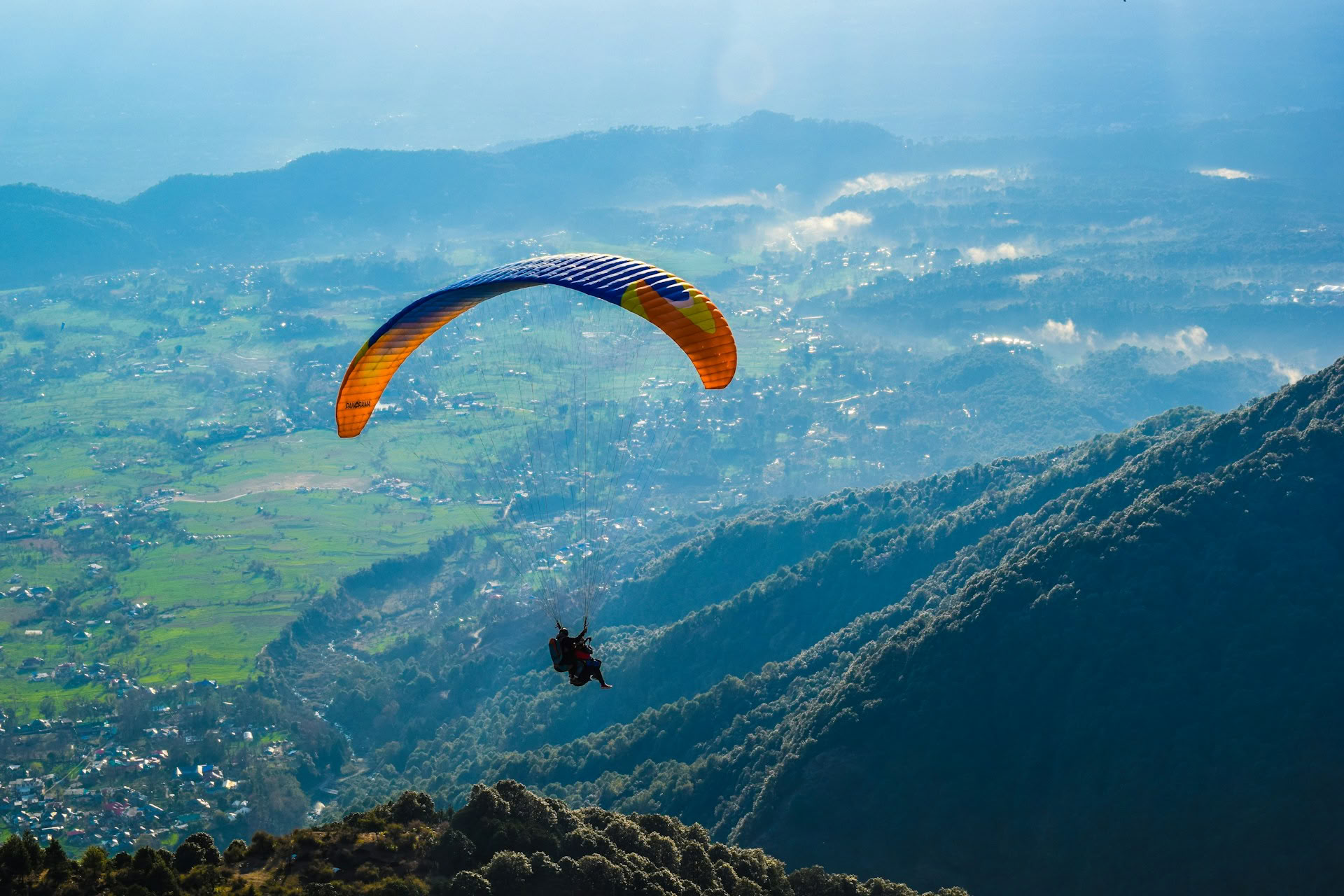 Kloosters, theeroutes en uitzichten op de hemel: ontsnapping naar Dharamshala, Palampur en Bir