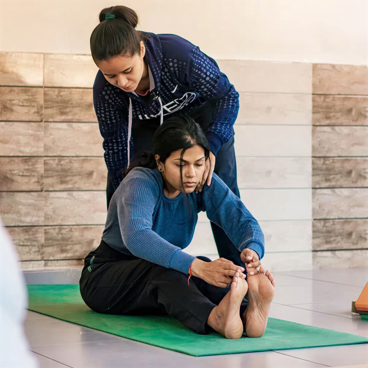 Prenatale yogadocentenopleiding
