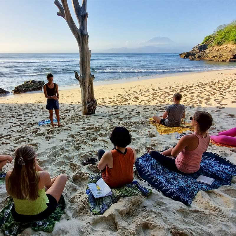 100 uur Yin Yoga-docentenopleiding Bali
