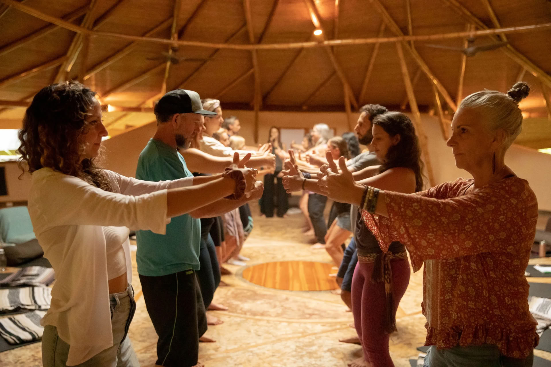 IPSALU Tantra Kriya Yoga I Niveau 2 Cobraademhaling — Brave Earth