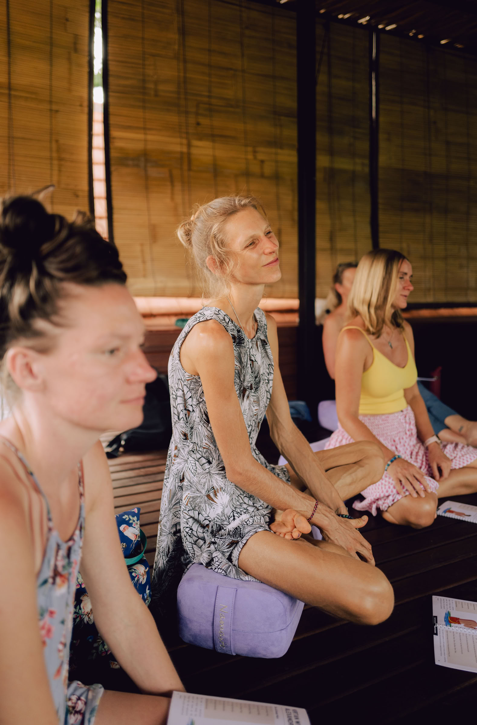 Beginnersopleiding tot yogadocent van 100 uur – 1 t/m 10 november 2026