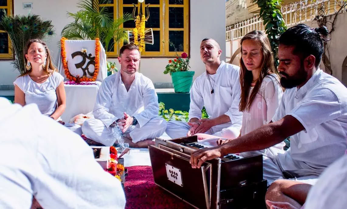 300 uur Bhakti-yoga-lerarenopleiding in Rishikesh, India