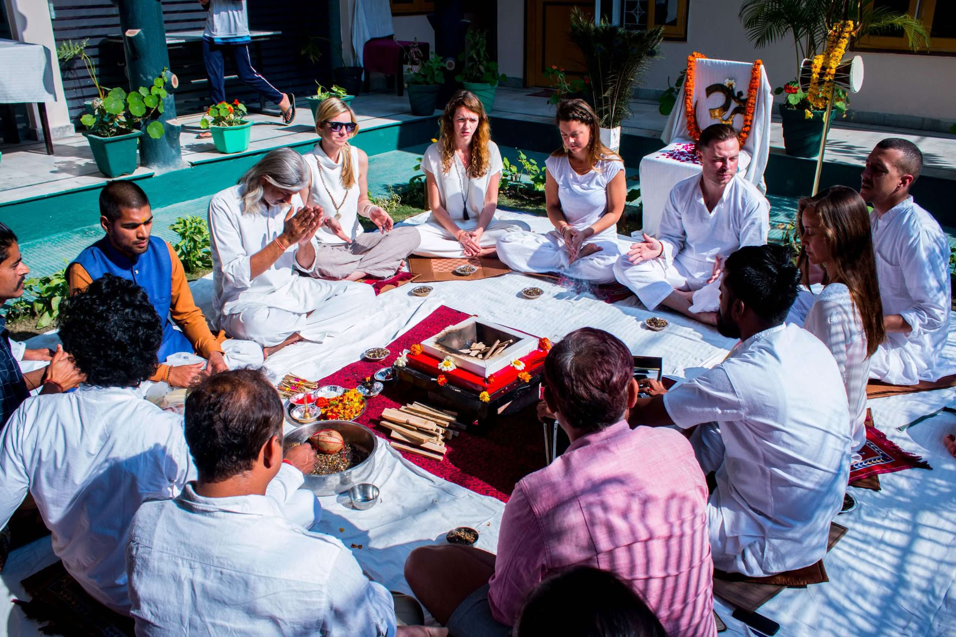 300 uur Hatha-yogadocentenopleiding in Rishikesh, India – 01 sep – 19 okt