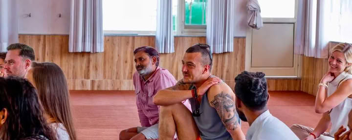 300 uur Hatha-yogadocentenopleiding in Rishikesh, India – 01 sep – 19 okt