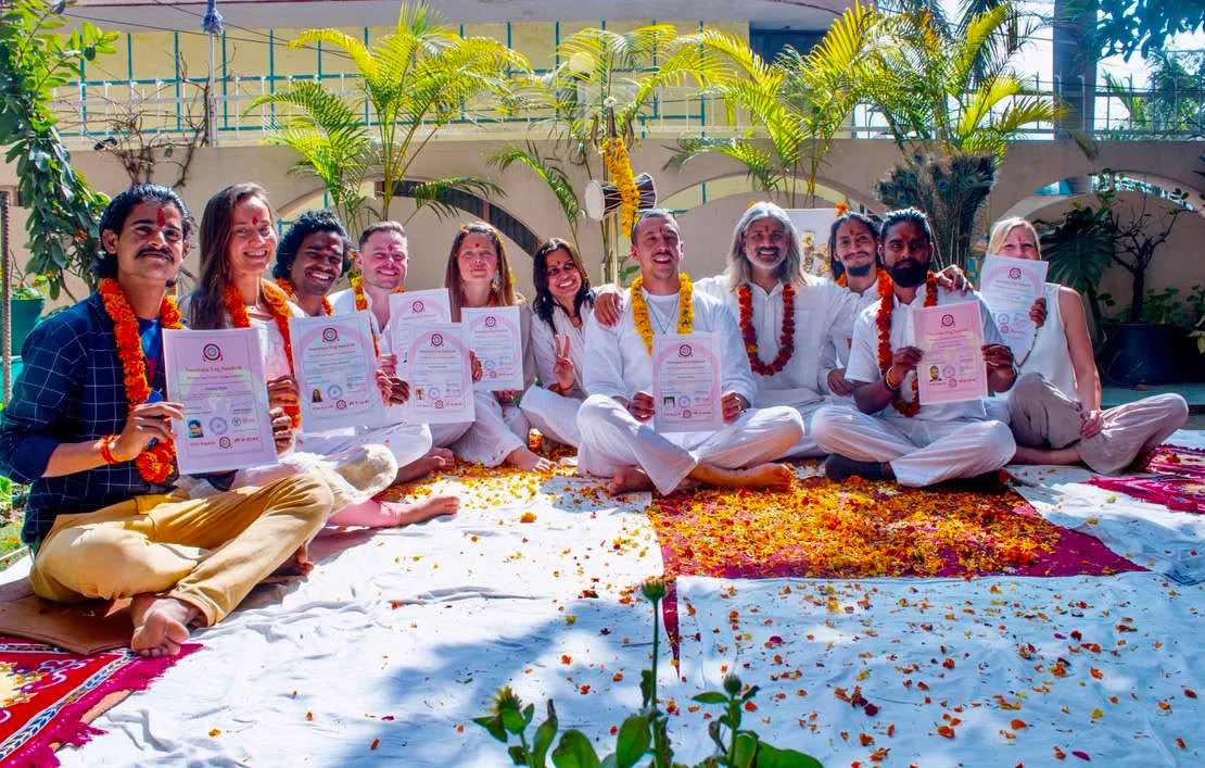 300 uur Hatha-yoga-lerarenopleiding in Rishikesh, India – 01 nov – 19 dec
