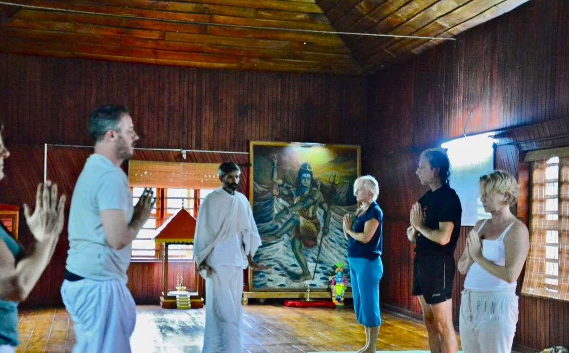 300 uur Hatha-yoga-lerarenopleiding in Rishikesh, India – 01 nov – 19 dec