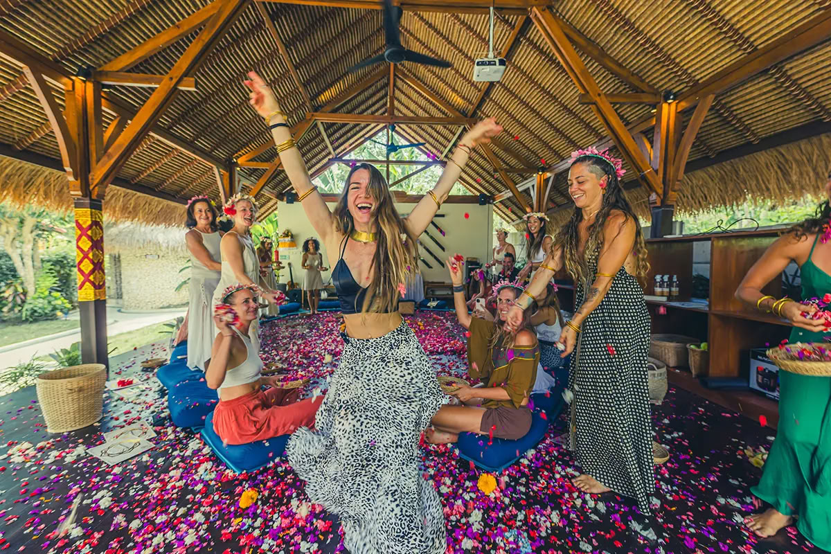 Vaidika Dharma: 100-uurs SPIRIT-yogaleraarstraining