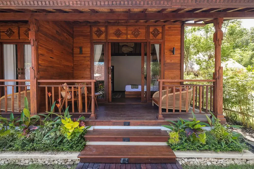 Lucidflow 100 uur van 300 uur YTT - Yoga Docentenopleiding Bali