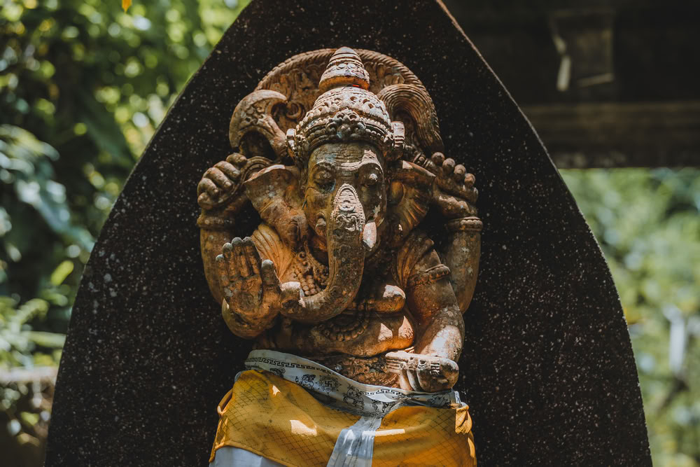 200 uur yogadocentenopleiding op Bali, Amertham