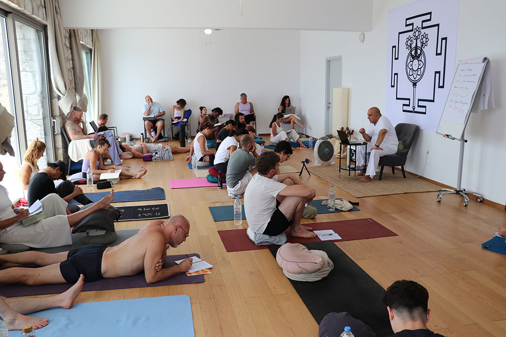 De Hoogste Tantra: Workshop en Retraite Kashmiraans Shaivisme