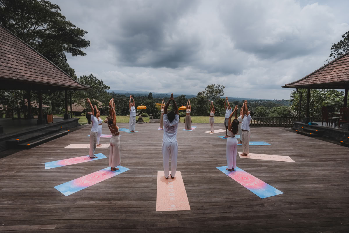 200-uurs/300-uurs hybride yogadocentenopleiding – 26 nov. – 9 dec. 2026