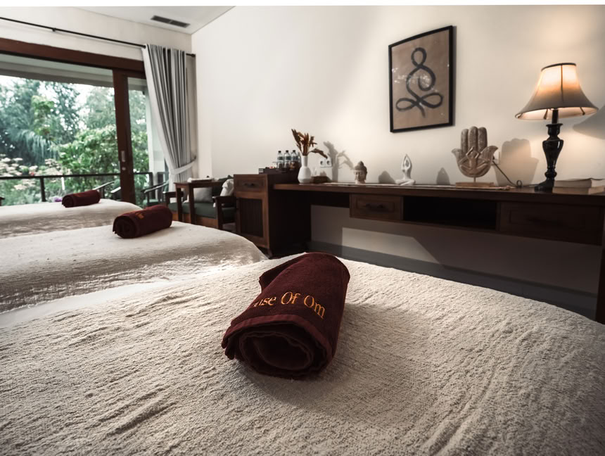 300-uurs yogadocentenopleiding – 24 aug. – 19 sep. 2026