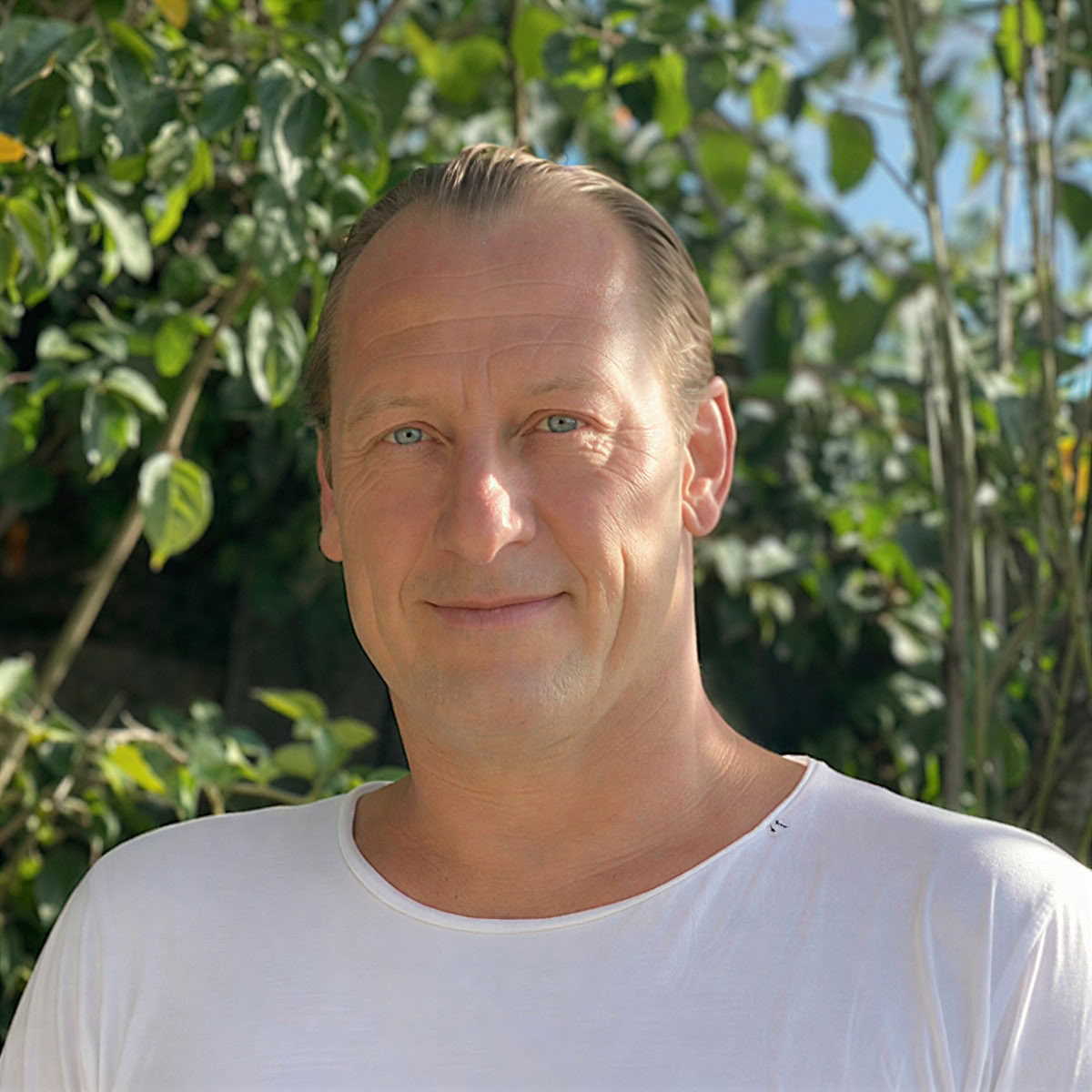 200-uurs Vinyasa- en Yin-yogadocentenopleiding – Peter Kaaberbol Kristensen