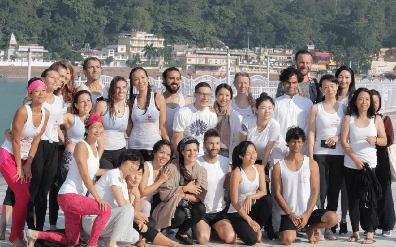500-uurs yogadocentenopleiding Rishikesh