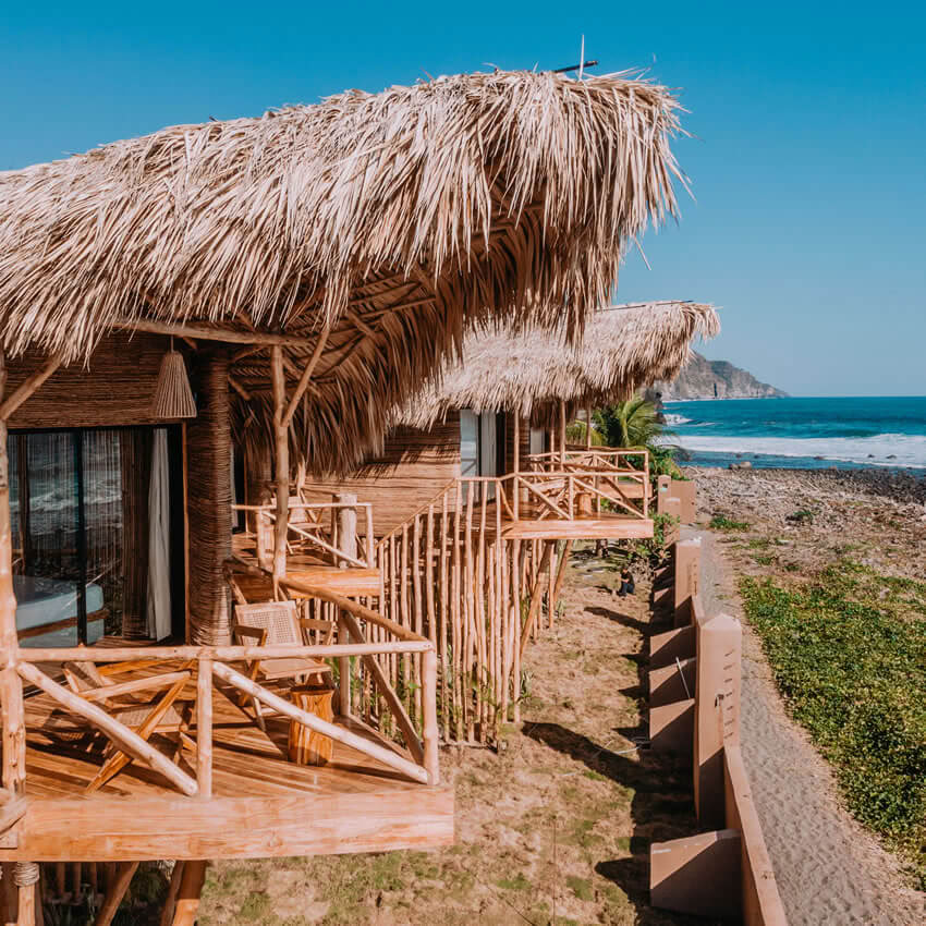 El Salvador • N.t.b. – The Phoenix Retreat