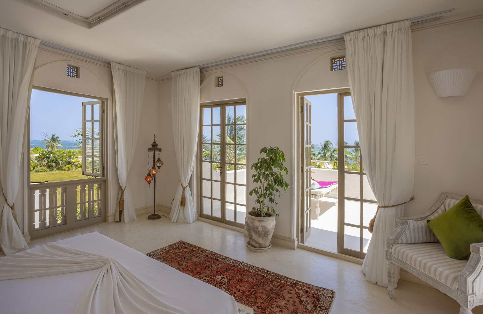 Keniaanse yoga- en safariretreatkamers