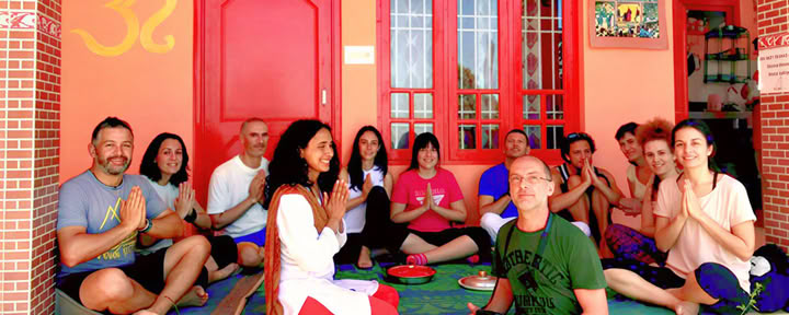 200-uurs yogadocentenopleiding – 02 juli