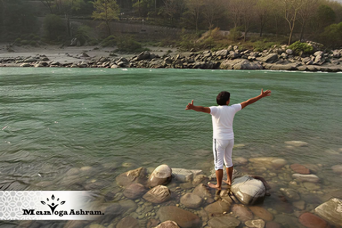Organisator van vedische hindoehuwelijksceremonies in Rishikesh