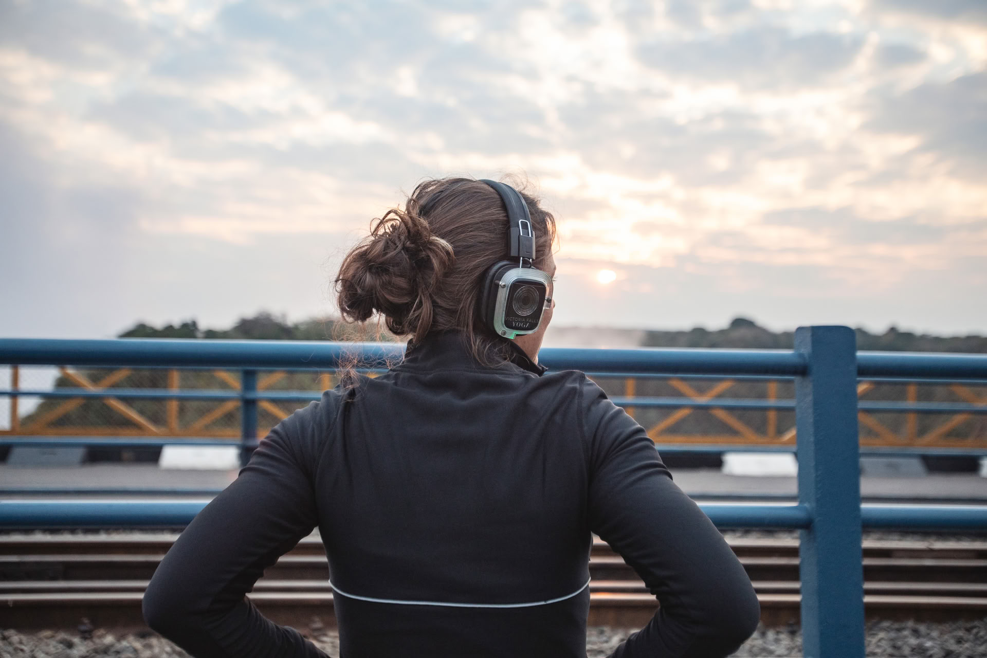 Yoga op de brug