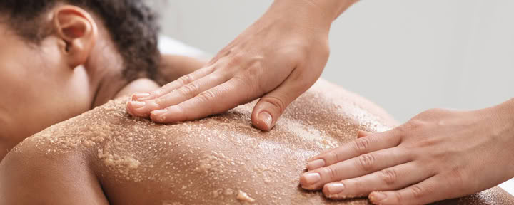 Udvartana-poedermassage