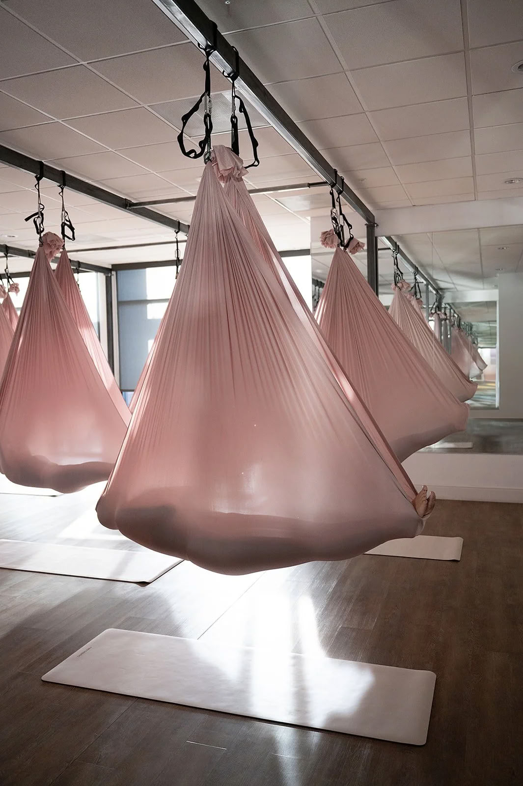 Kenmerkende Aerial Yoga Flow