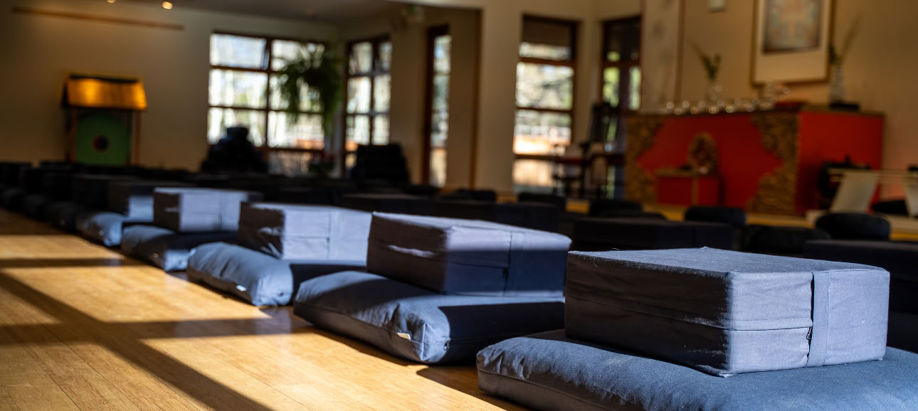 Shamatha-mindfulnessoefening in de Mahamudra-traditie met Khenpo Karma Tenkyong