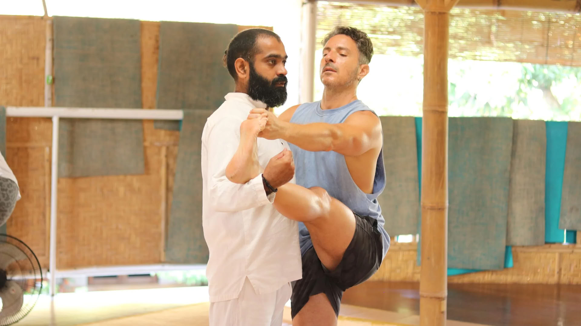 200 uur yogadocentenopleiding Vancouver Canada