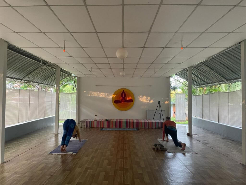 200-uurs yogadocentenopleiding