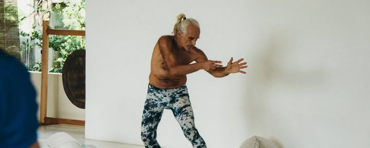 Intensieve lerarenopleiding Yoga Synergy met Simon Borg-Olivier