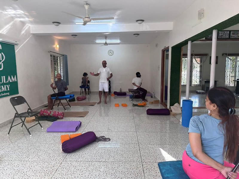 200 uur doordeweeks yoga-lerarenopleiding in Bengaluru