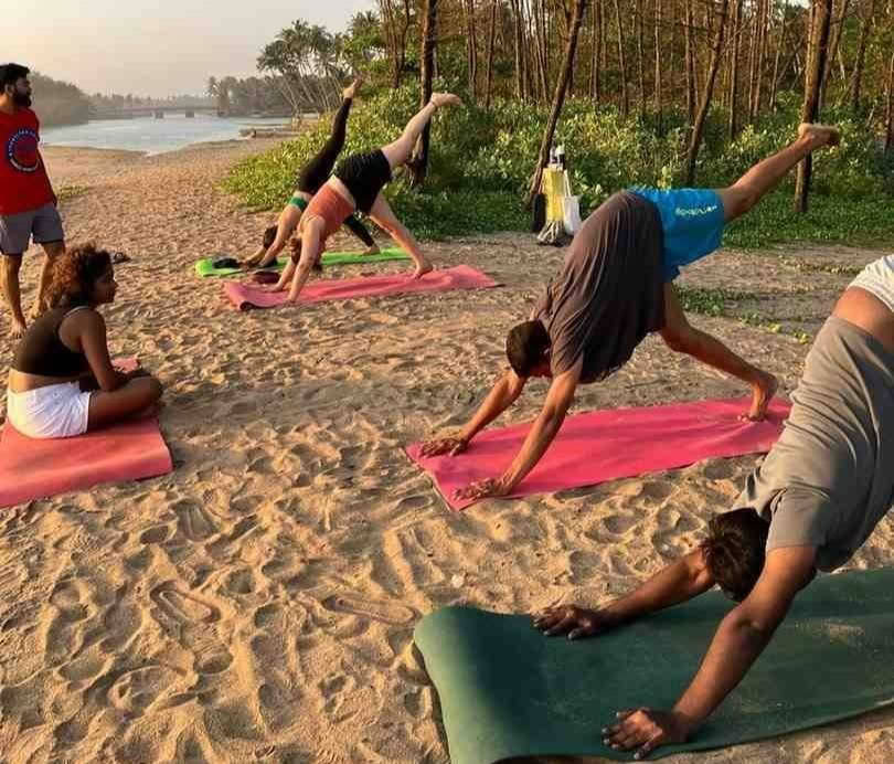 100-uurs yogadocentenopleiding in Kerala