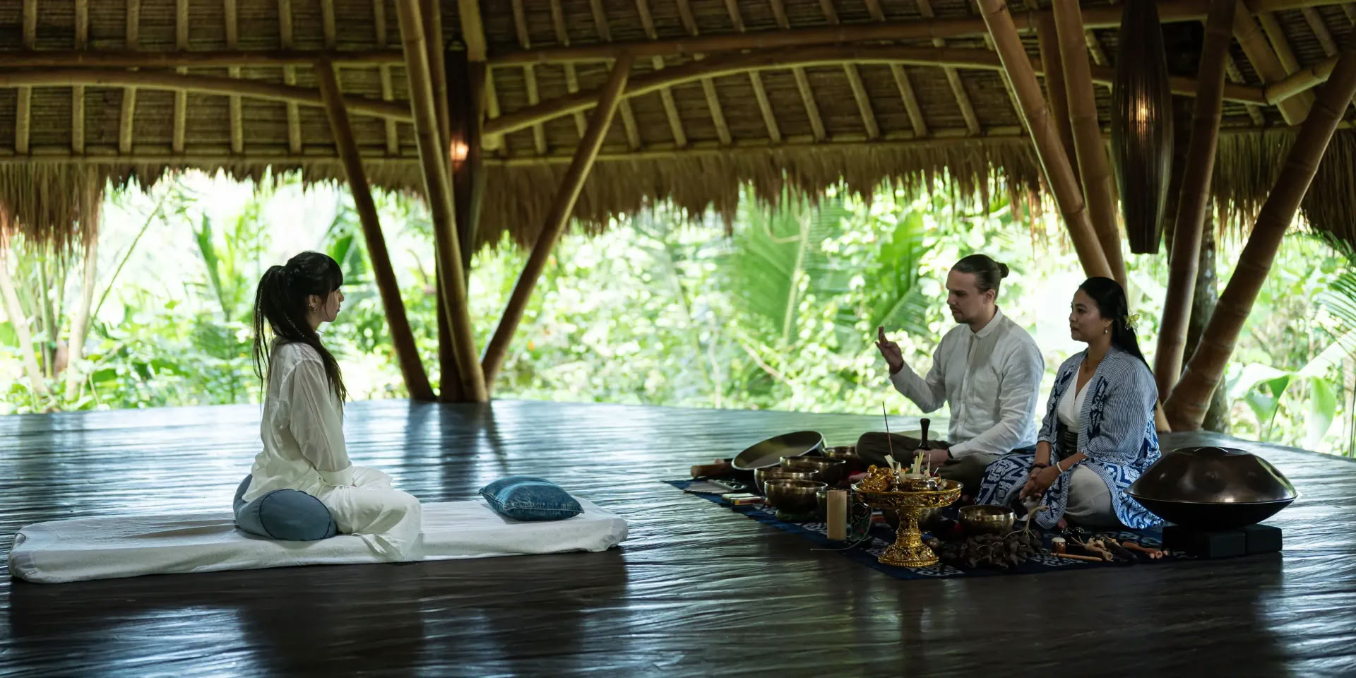 Heilige Sereniteit Reinigings- & Offeringsritueel bij The Artini Dijiwa Ubud