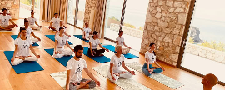 10-daagse / 100-uurs yogaintensieve training 07-16 november 2026
