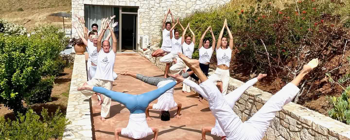 200-uurs Vinyasa- en Hatha-yogadocentenopleiding, Kreta, Griekenland 07 - 27 november 2026