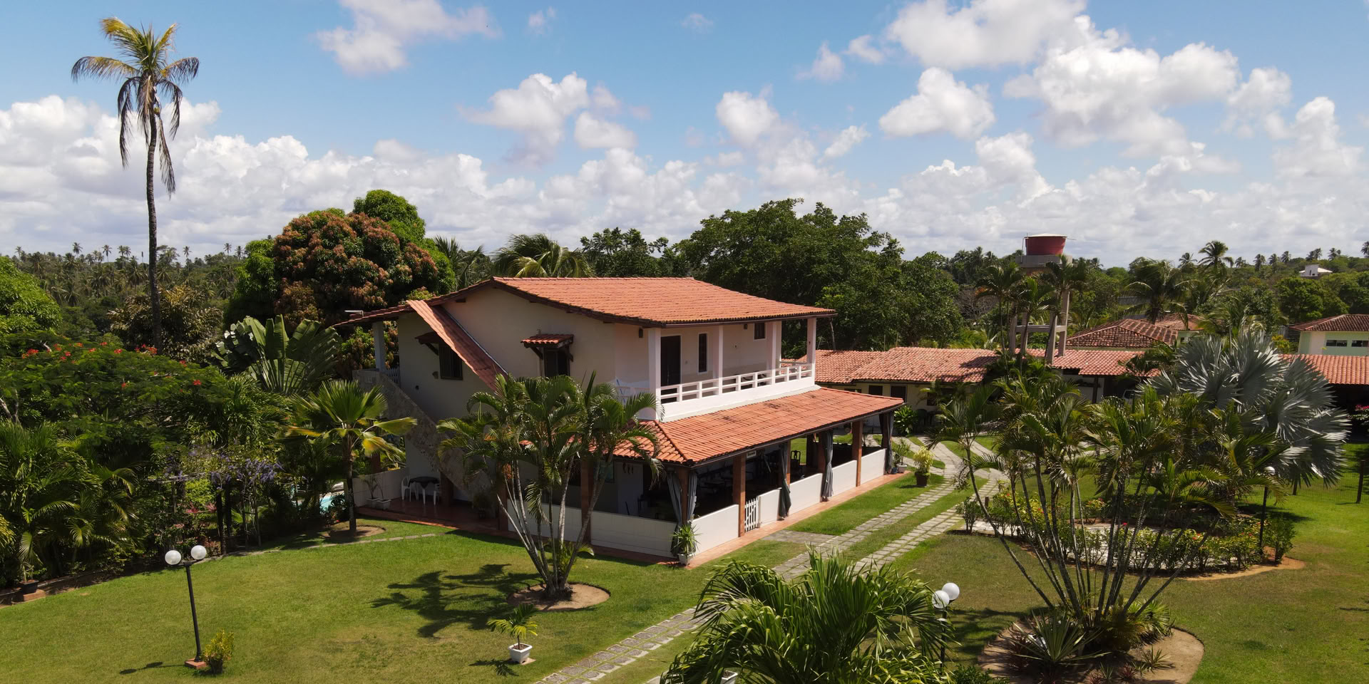 14-daagse ayahuasca-retreat met Flow Brazil Yoga / meditatie en massages