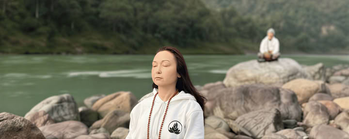 100-uurs Kundalini-yogadocentenopleiding in Rishikesh